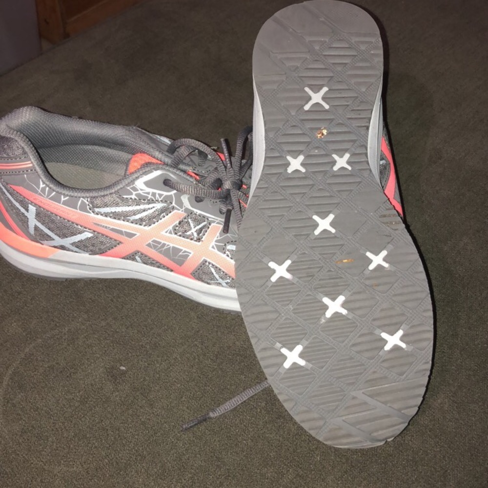ASICS 8.5